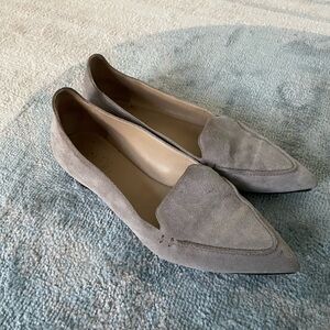 M. Gemi Gia Flat in taupe suede